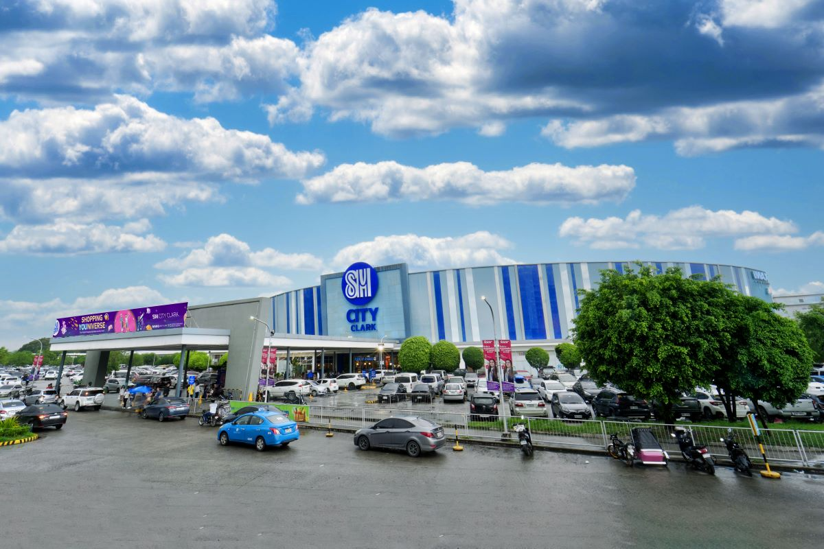 SM City Clark — Clark